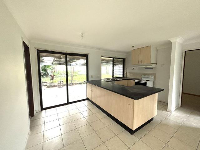 Comfy and Inviting 3 Bedroom home