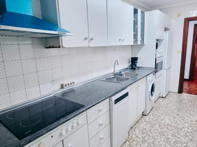 Comfy single bedroom in the centre of Alicante