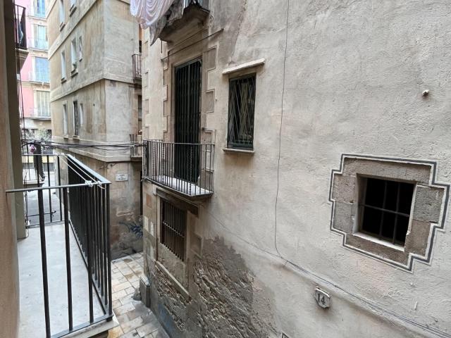 Comfy single bedroom in Sant Pere, Santa Caterina i la Ribera