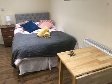 Comfy studio in Willesden Has an Apartment