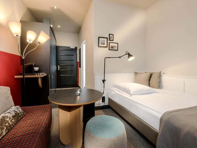 Comfyhood + for two people