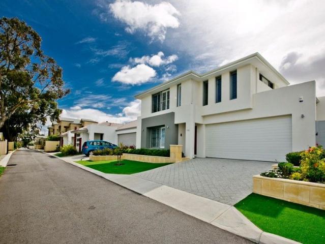 HURRY LOTS OF INTEREST IN THIS HOME