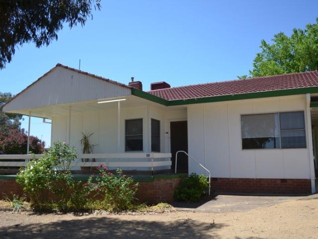Charming Investment Opportunity 18 Warraderry Street