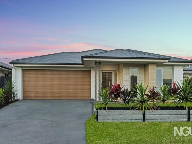 Immaculate & Spacious Family Home, 234sqm Under Roof!