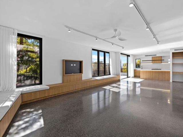 COMING SOON. Brand New Residence, North Facing and City Views