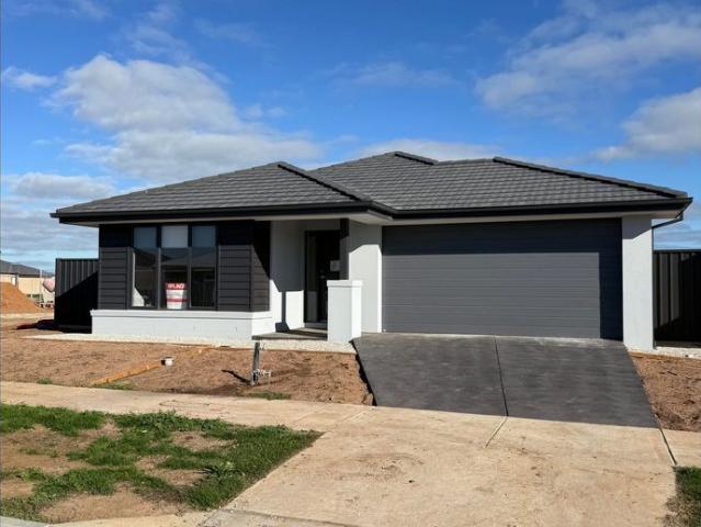 Coming Soon Contemporary Family Living in Silkwater Plains Estate, Tatura
