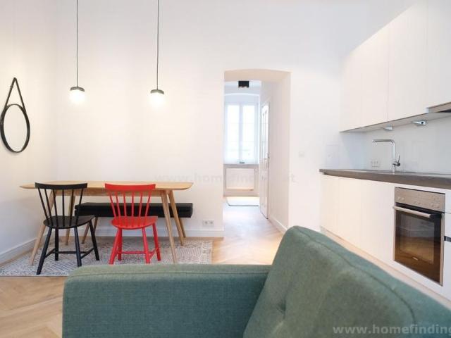 COMING SOON: furnished flat I möblierte Altbauwohnung nahe Schubertpark