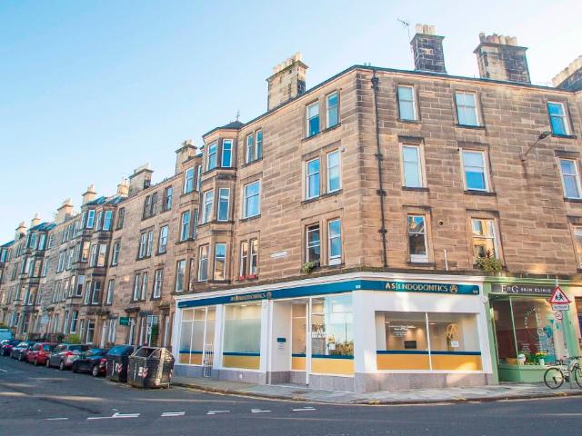 Comiston Road, Edinburgh EH10, 2 bed flat to rent, £1,500 pcm | PrimeLocation