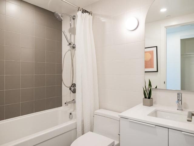 Comma King George 1 Bedroom Apartment for Rent at 9651 136a St, Surrey, BC V3T 0W9 Surrey Metro Centre