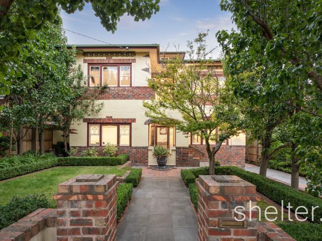 Commanding and Charismatic. Space and Versatility. Family Friendly Locale