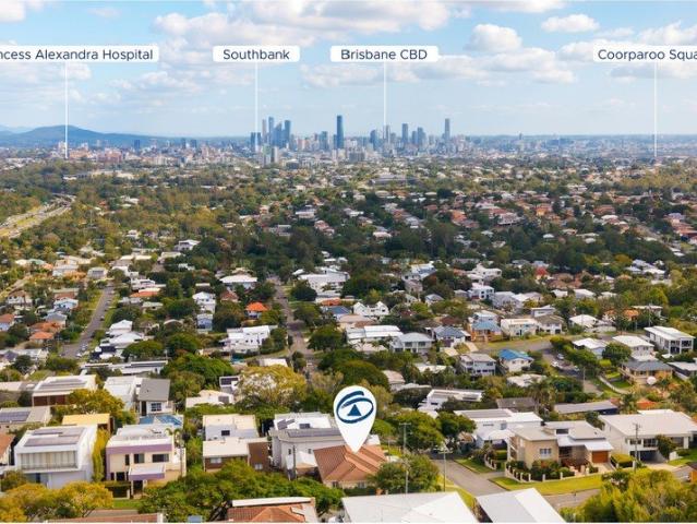 Commanding 180° City Views Build Your Landmark Residence