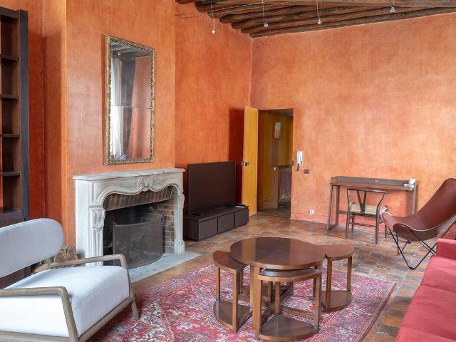 Comme une maison à Paris