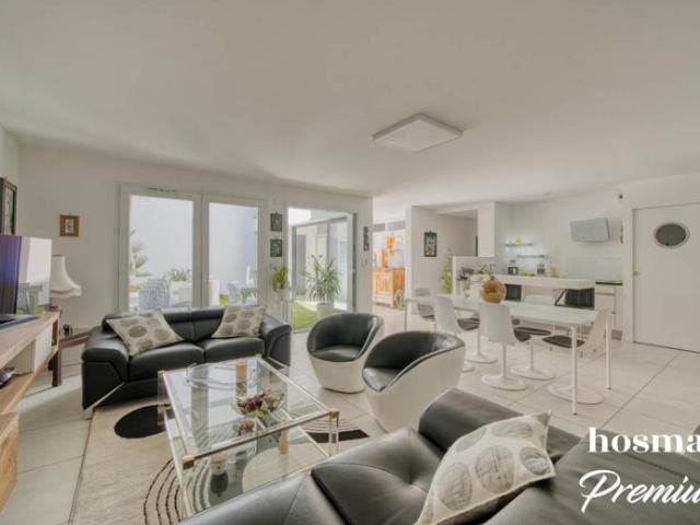 Comme une maison… Bel appartement de standing avec patio de 27 m² – La Rochelle centre