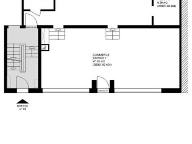 Magnifique local commercial d'environ 110 m² au rez de chaussée