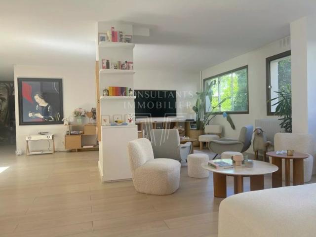 COMMERCE / REZ DE JARDIN FAMILIAL