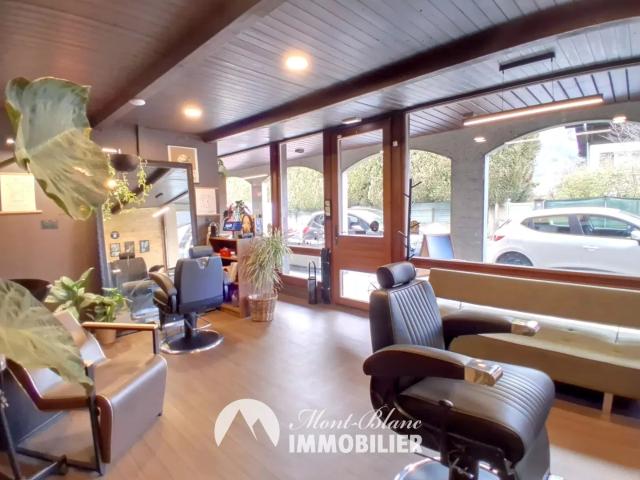 commerce / sallanches / 580 €