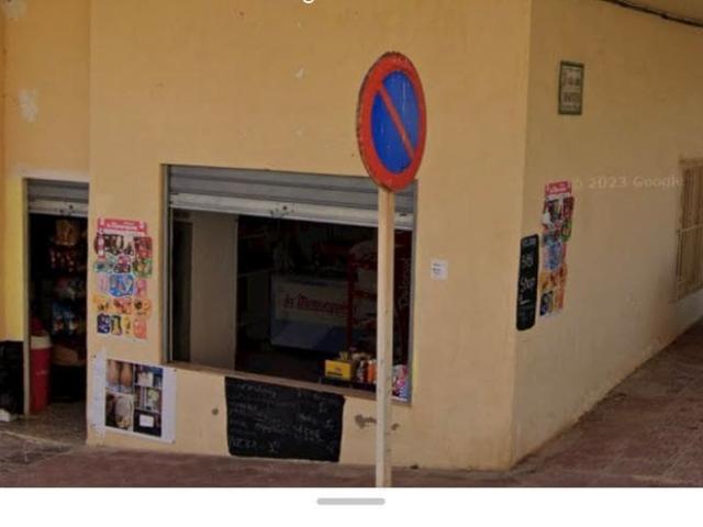 Commercial for rent in Guardamar Playa, Guardamar del Segura, Alicante
