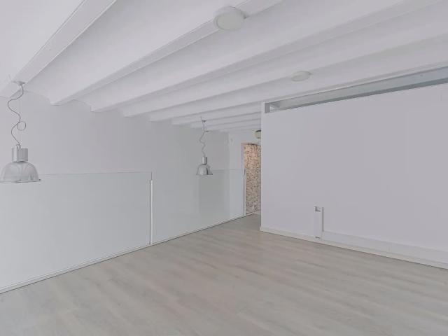 Commercial for rent in La Vila de Gràcia, Barcelona city, Barcelona