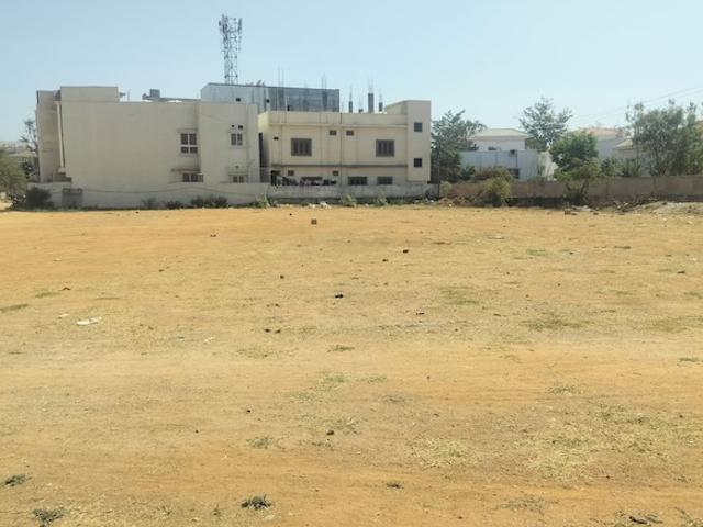 Commercial Land 4000 Sq.Yd. In Sun City Hyderabad Listing ID: #10023
