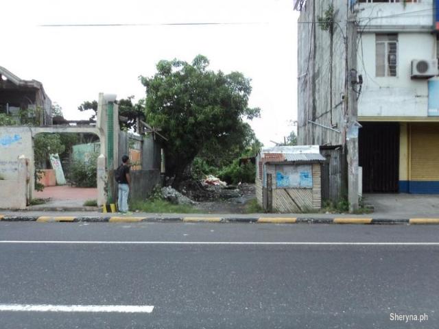Commercial lot
