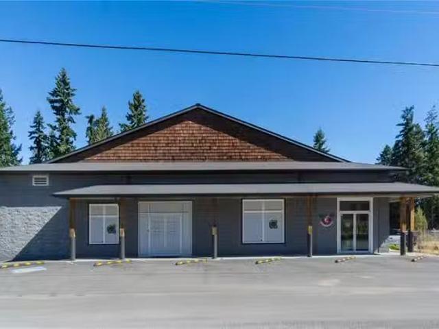 Commercial property for sale in Coombs, 3051 Van Horne Rd, 102.
