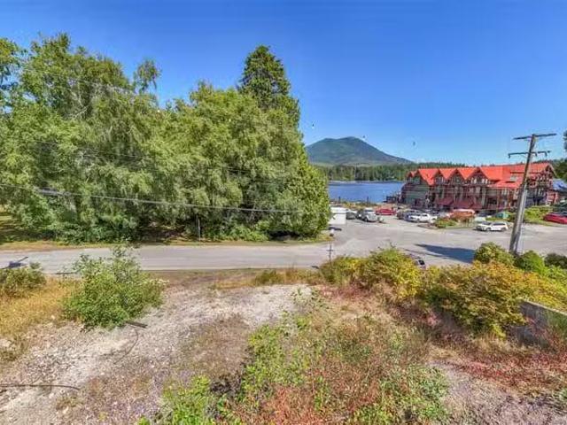 Commercial property for sale in Ucluelet, 1672 Cedar Rd, 1011557