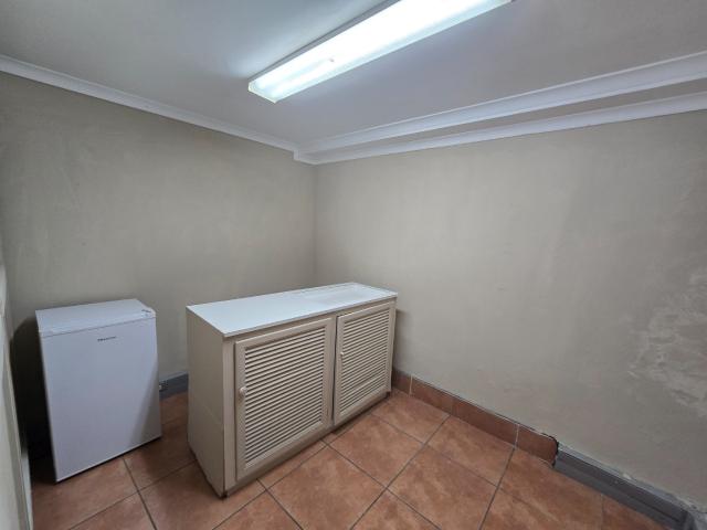 Commercial Property in Musgrave For Sale