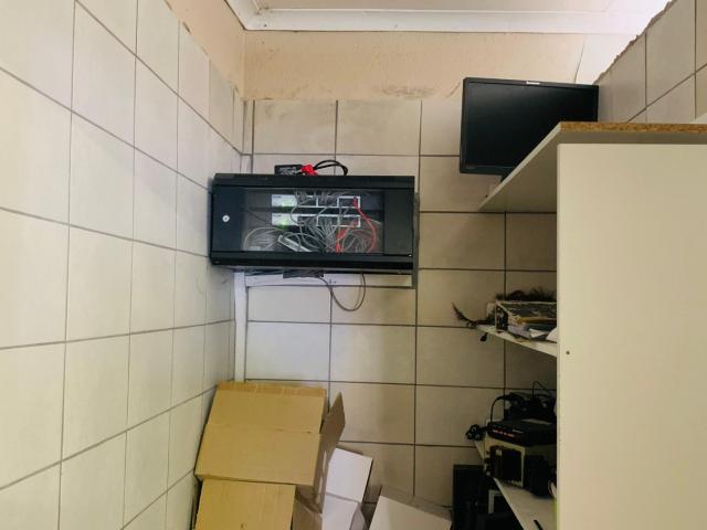 Commercial Property in Medi Park For Sale
