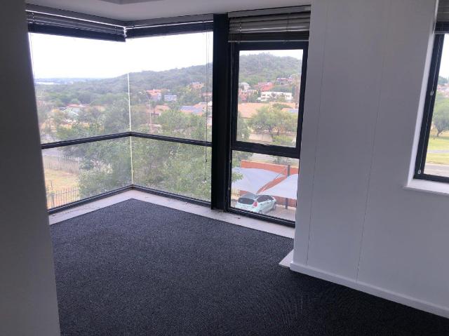 Commercial Property in Meyersdal To Rent