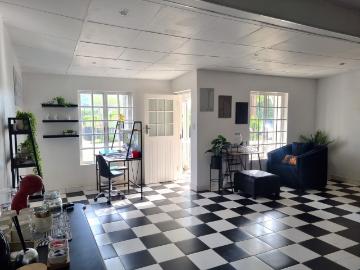 Commercial Property in Montrose To Rent