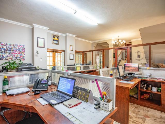 Commercial Property in Moreleta Park For Sale