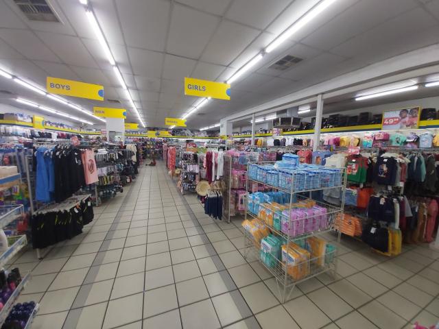Commercial Property in Neserhof For Sale