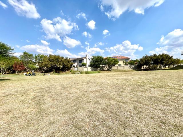Commercial Property in Newmark Estate For Sale