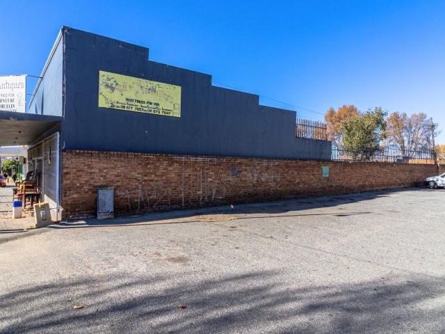 Commercial Property in Newlands For Sale