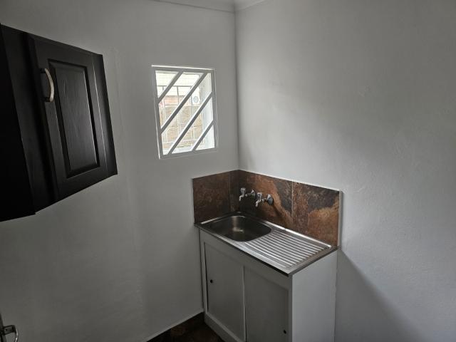 Commercial Property in Oos Einde To Rent