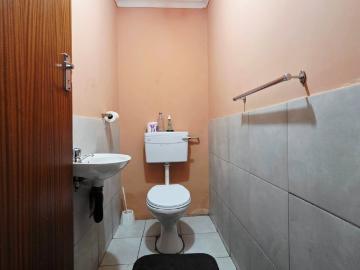 Commercial Property in Oos Einde For Sale