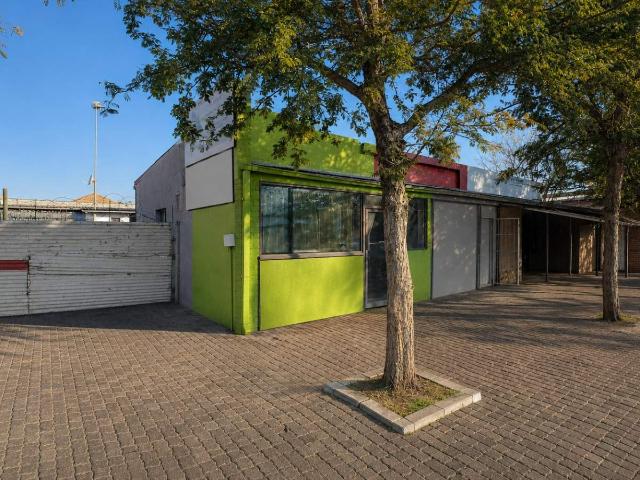 Commercial Property in Annadale For Sale
