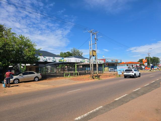 Commercial Property in Annlin For Sale