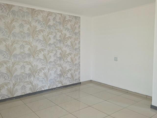 Commercial Property in Aquapark To Rent