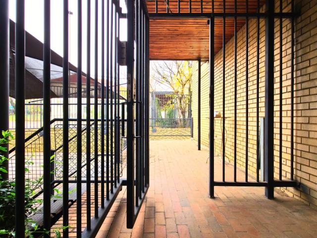 Commercial Property in Arcadia To Rent