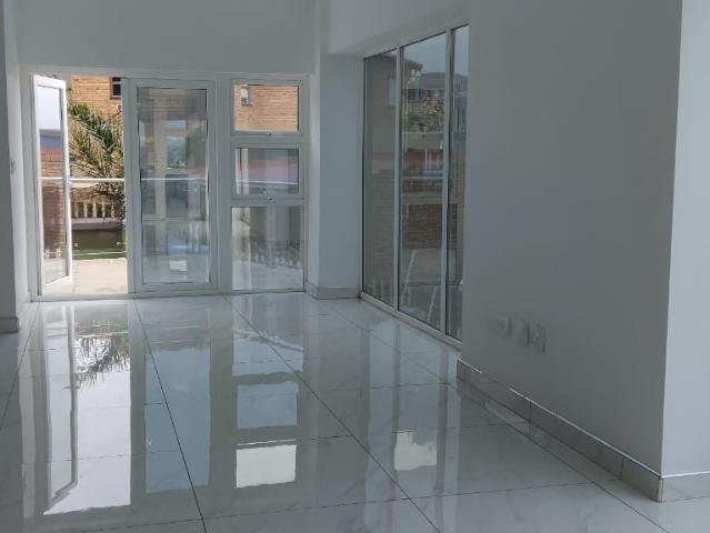 Commercial Property in Bassonia For Sale