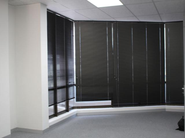 Commercial Property in Bellville Central To Rent