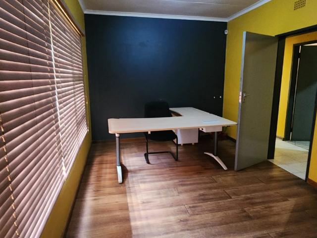 Commercial Property in Bo dorp For Sale
