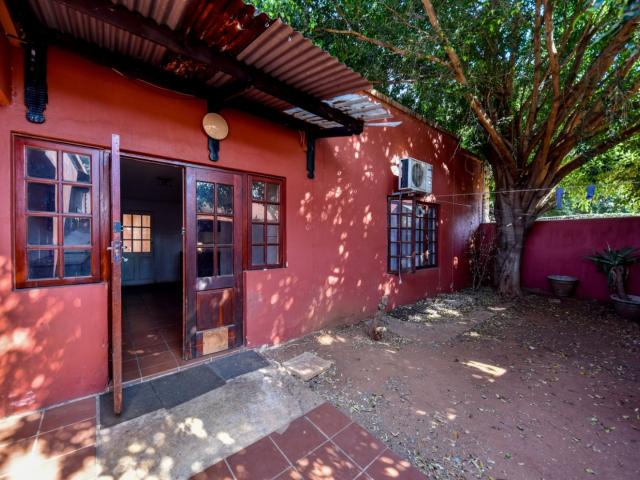 Commercial Property in Capital Park For Sale
