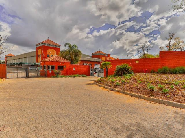 Commercial Property in Corporate Park To Rent
