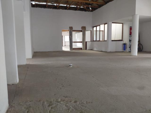 Commercial Property in Eastwood To Rent