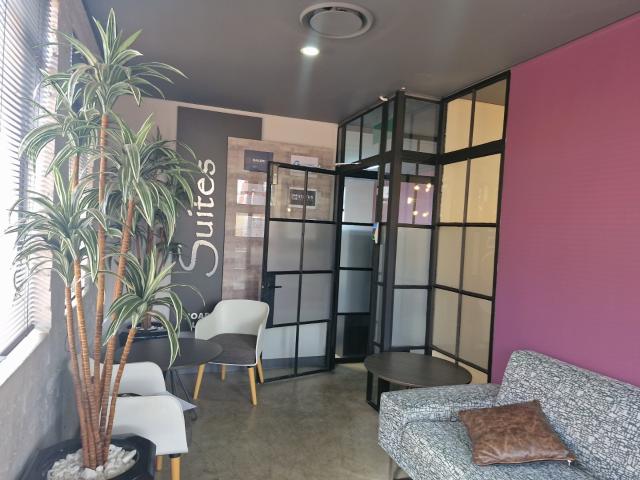 Commercial Property in Faerie Glen To Rent