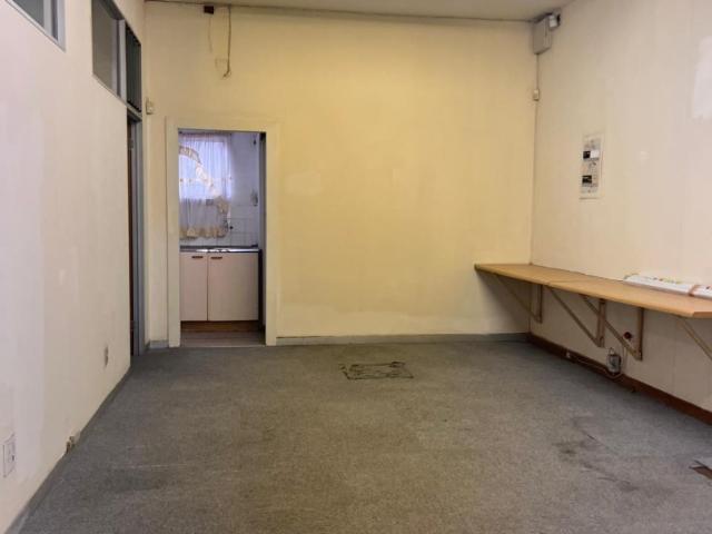 Commercial Property in Floracliffe To Rent