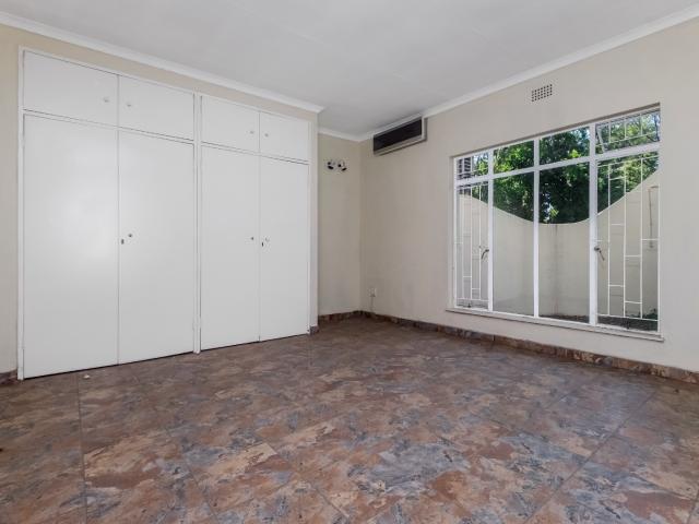 Commercial Property in Fourways For Sale