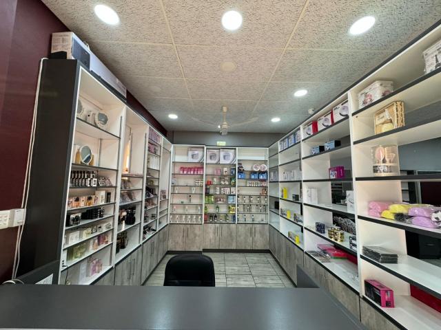 Commercial Property in Geelhoutpark For Sale